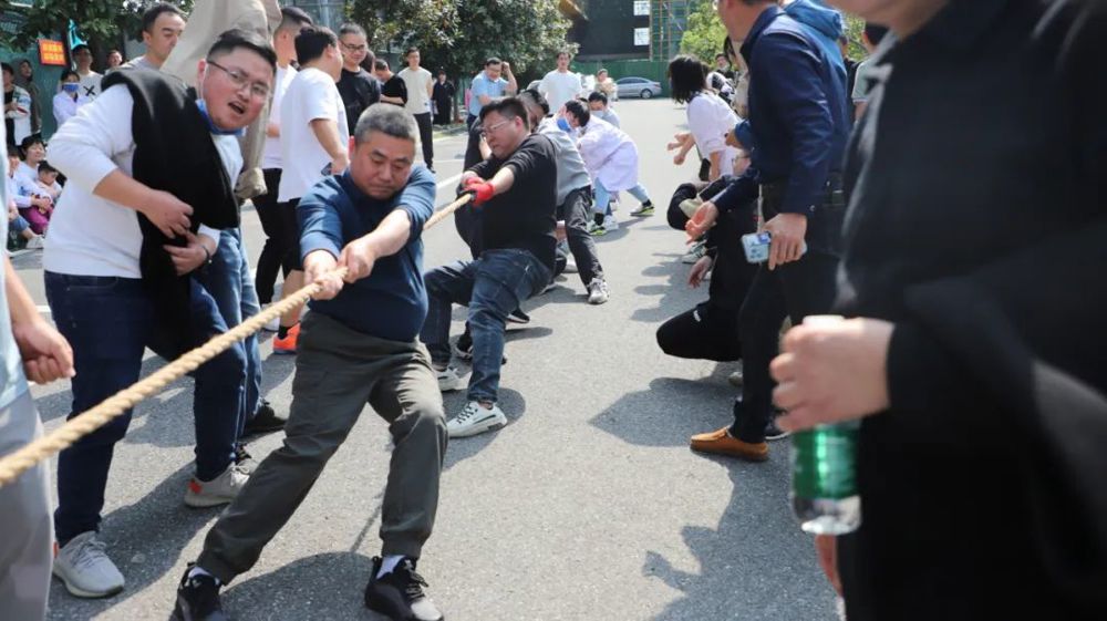 https://mmbiz.qpic.cn/mmbiz_jpg/OMoZ71ahOUCcWIibskS7THtf2m4wW6xgwoLtsyHeeaUcAvHTmPsBJMHl3vWSiaJ4DiaKxIDMjAd73Rlf1nGNDlxeQ/640?wx_fmt=jpeg&wxfrom=5&wx_lazy=1&wx_co=1