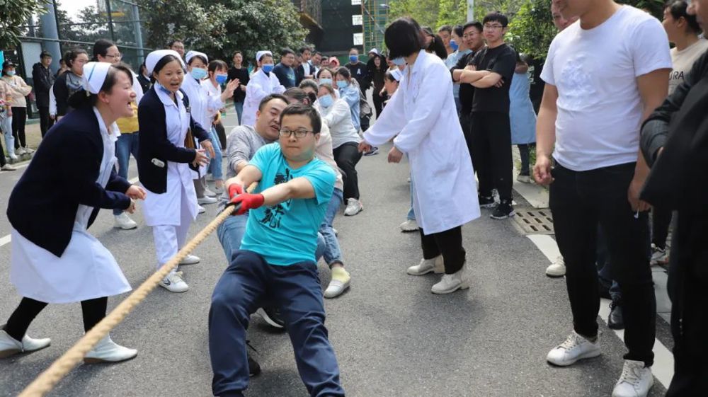 https://mmbiz.qpic.cn/mmbiz_jpg/OMoZ71ahOUCcWIibskS7THtf2m4wW6xgw5PCnB2sejzdoEibIP0gS0euYGmOUXRAGYZX9FHfTgibEDtg0dyw5Imicw/640?wx_fmt=jpeg&wxfrom=5&wx_lazy=1&wx_co=1