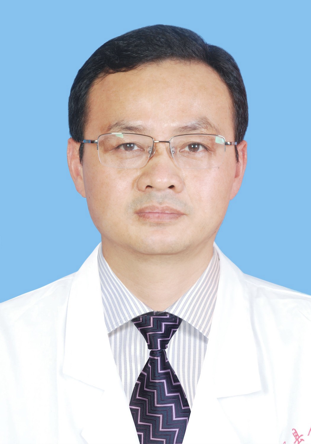 副主任医师 洪恩