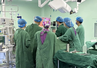 【生命守护】93岁老人突发腹痛危急！医疗团队精准微创手术化解罕见闭孔疝