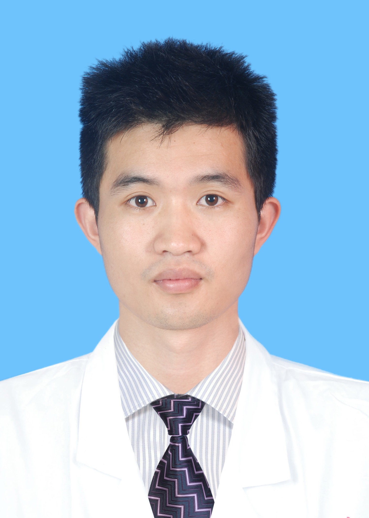 心血管内科副主任 李露红